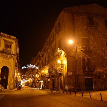 La Locanda Dei Corrieri Palermo Exterior foto